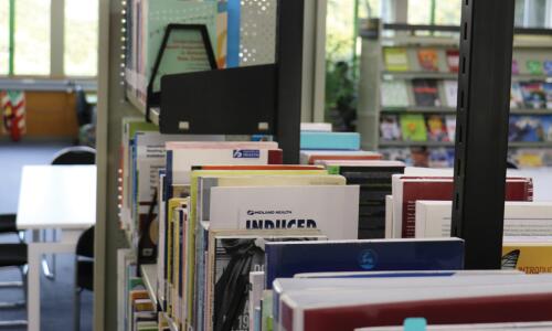 Current Students Hero Images Library LRC